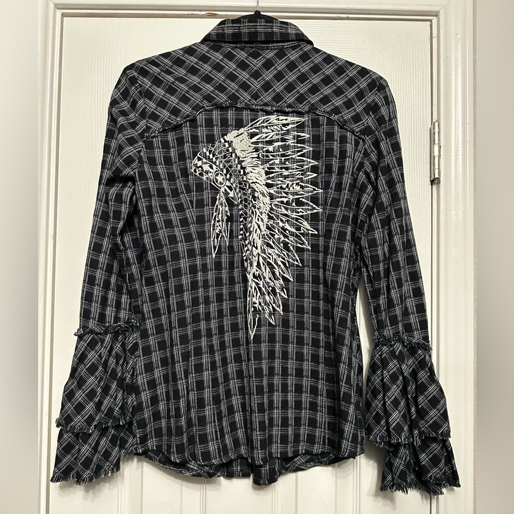 Crow & White Plaid Tier Bell-Sleeve Button-Up - Picture 9 of 11